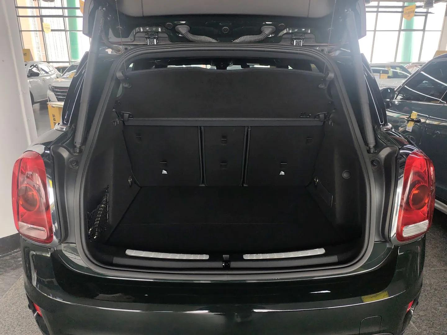 MINI JCM COUNTRYMAN 2018 2.0T JOHN COOPER WORKS ALL-IN — миниатюра 21