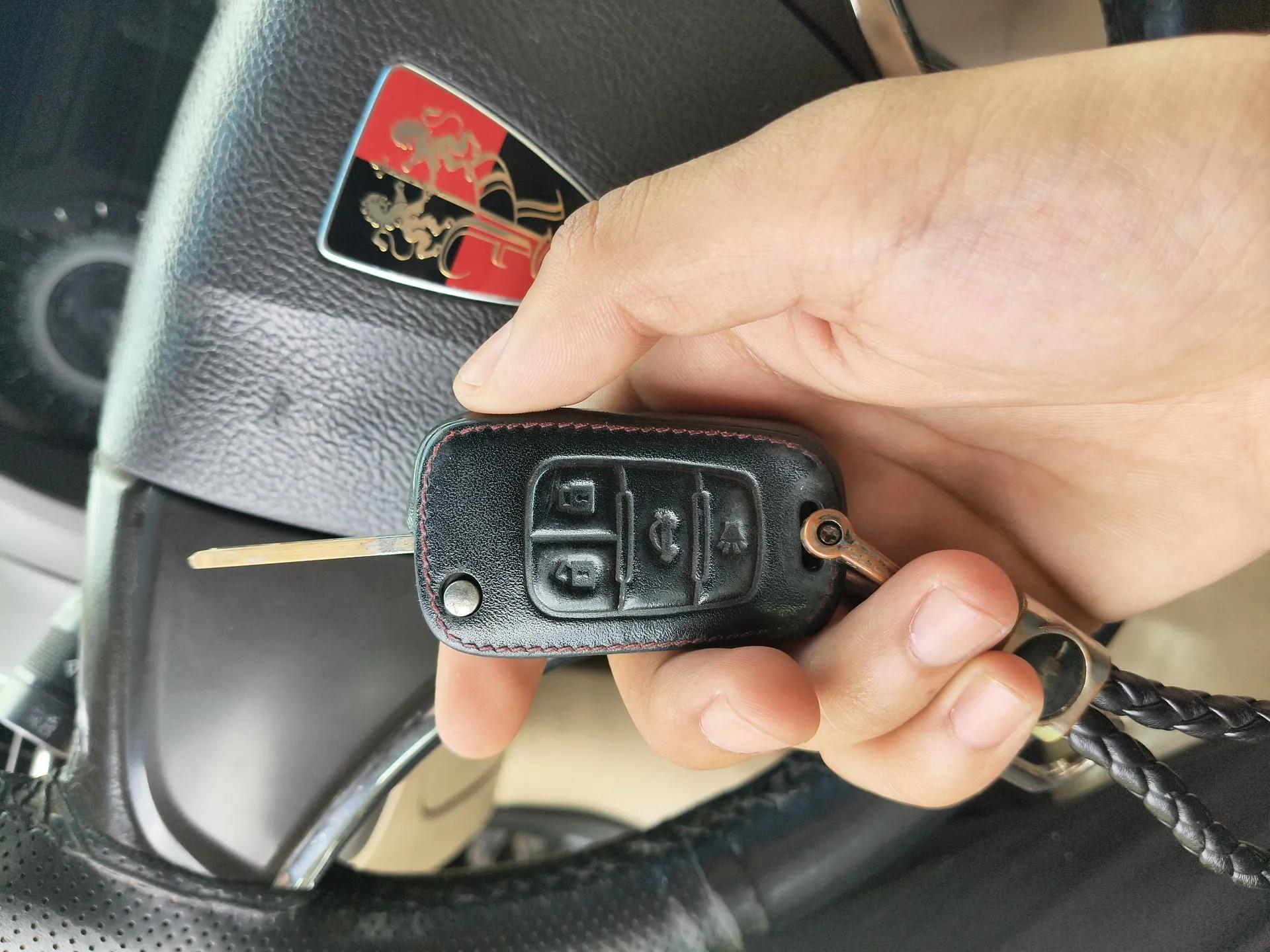 Roewe 950 2015 1.8T Elite Edition — миниатюра 17