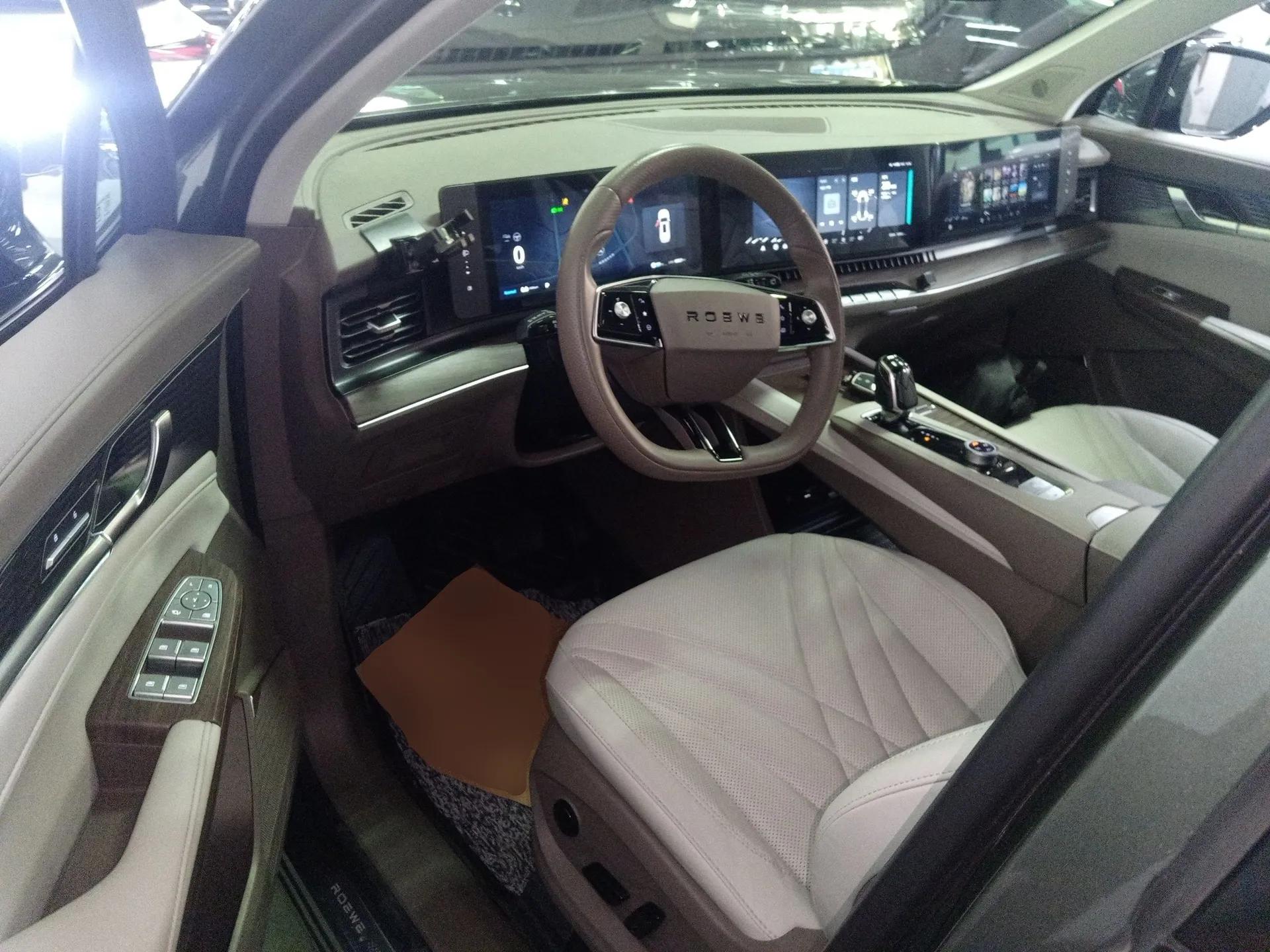 Roewe RX9 2023 2.0T Two-Wheel Drive Enjoyment Version — миниатюра 19
