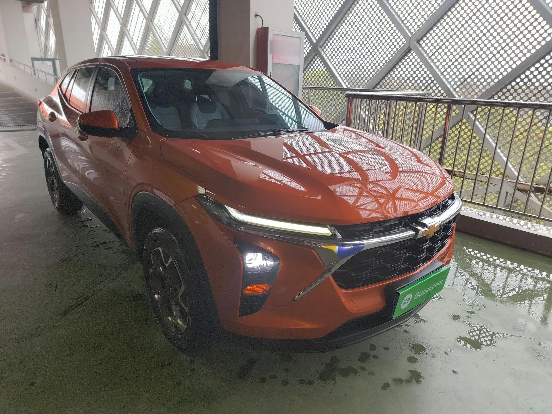 Chevrolet Seeker 2022 1.5T CVT Trend-Setting Edition — миниатюра 3