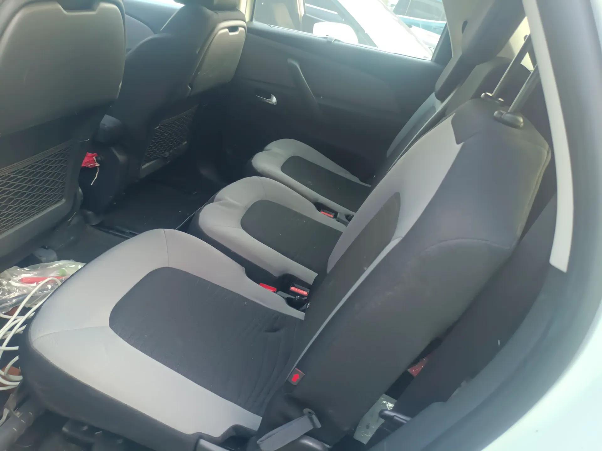 Citroen C4 Picasso 2015 1.6T Fashion Model 5 Seats — миниатюра 22