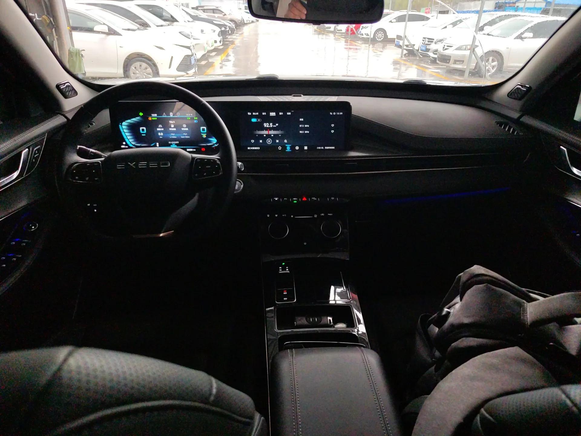 EXEED Zhuifeng C-DM 2022 1.5 TCI-DHT 105 km "Chengfeng Qi" Edition — миниатюра 13
