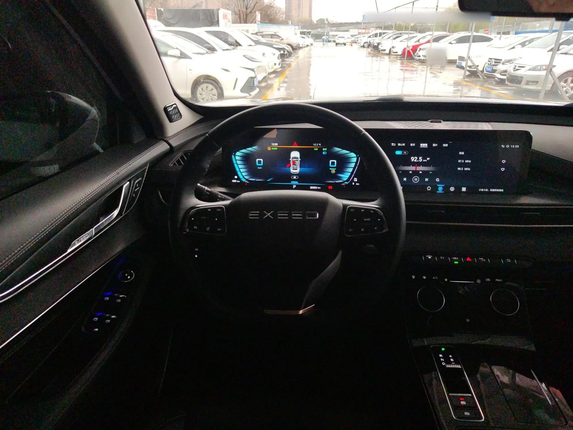 EXEED Zhuifeng C-DM 2022 1.5 TCI-DHT 105 km "Chengfeng Qi" Edition — миниатюра 14
