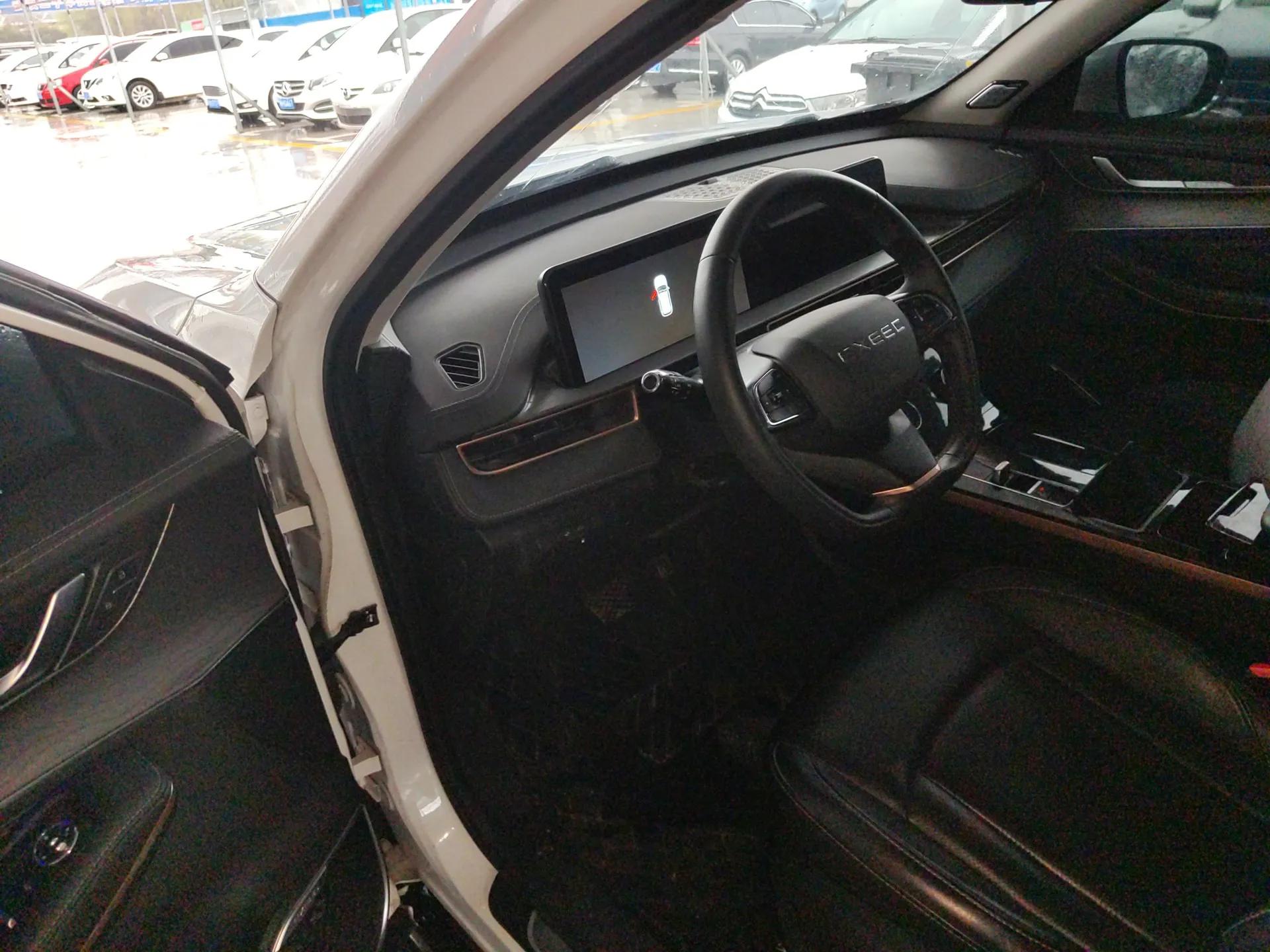 EXEED Zhuifeng C-DM 2022 1.5 TCI-DHT 105 km "Chengfeng Qi" Edition — миниатюра 19