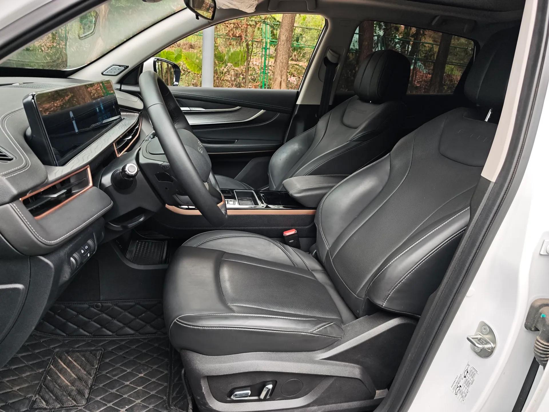 EXEED Zhuifeng C-DM 2022 1.5 TCI-DHT 105 km "Chengfeng Qi" Edition — миниатюра 19