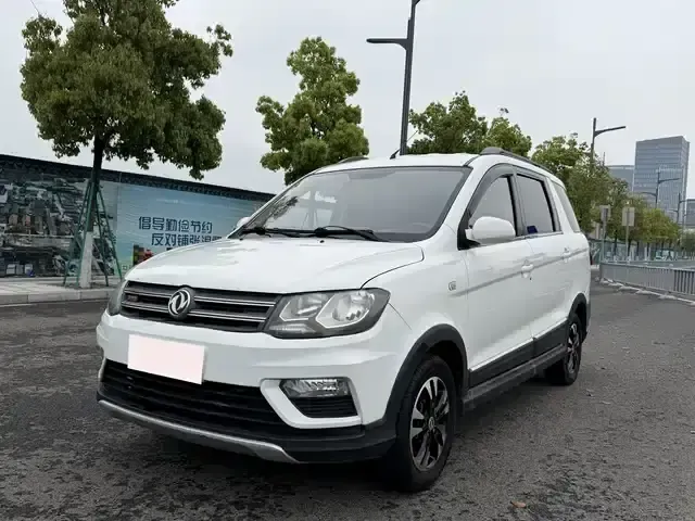 Fengguang 370 2017 Model 1.5L CVT Fashion 7-Seater