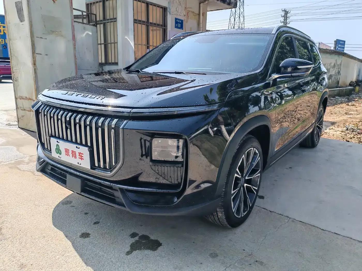 Jetour X90 PRO 2024 2.0T DCT Premium Edition 7-seater — миниатюра 1