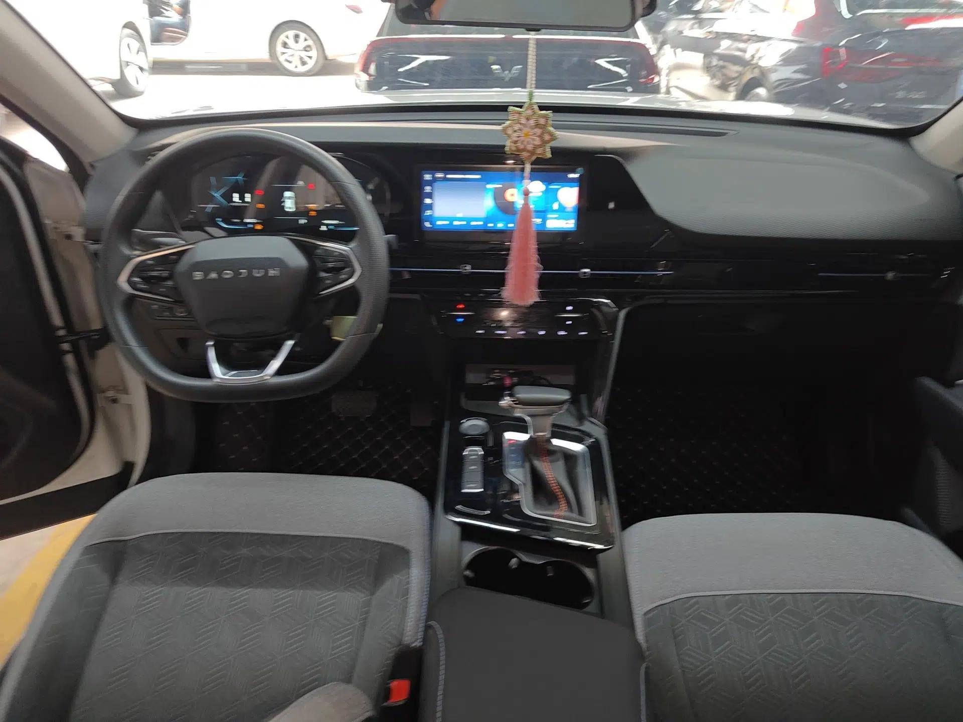 Baojun RC-6 2019 1.5T CVT Elite Version with 24-Hour Online Service — миниатюра 12