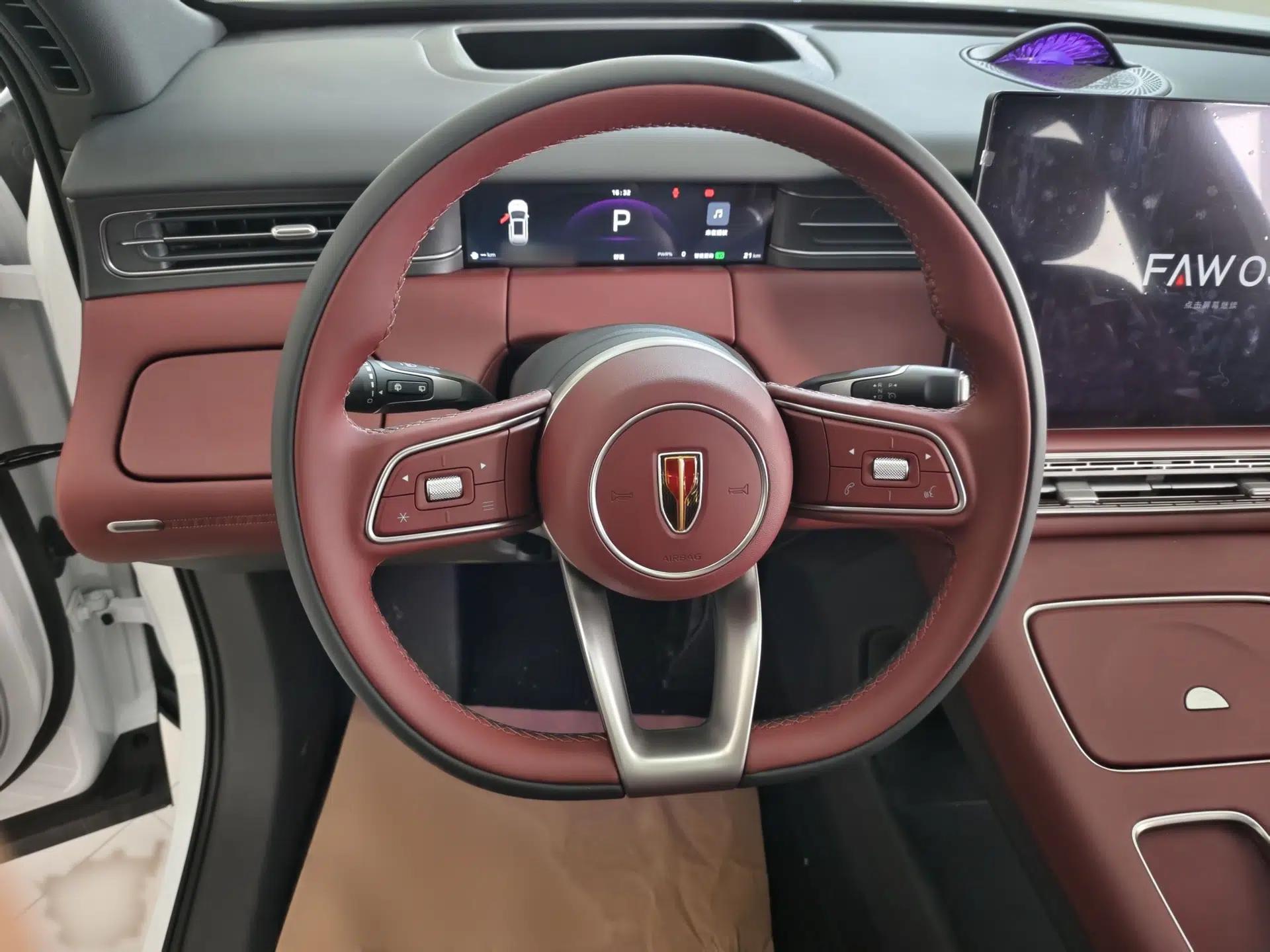 Hongqi HS6 PHEV 2026 240 Smart Hybrid Version — миниатюра 11