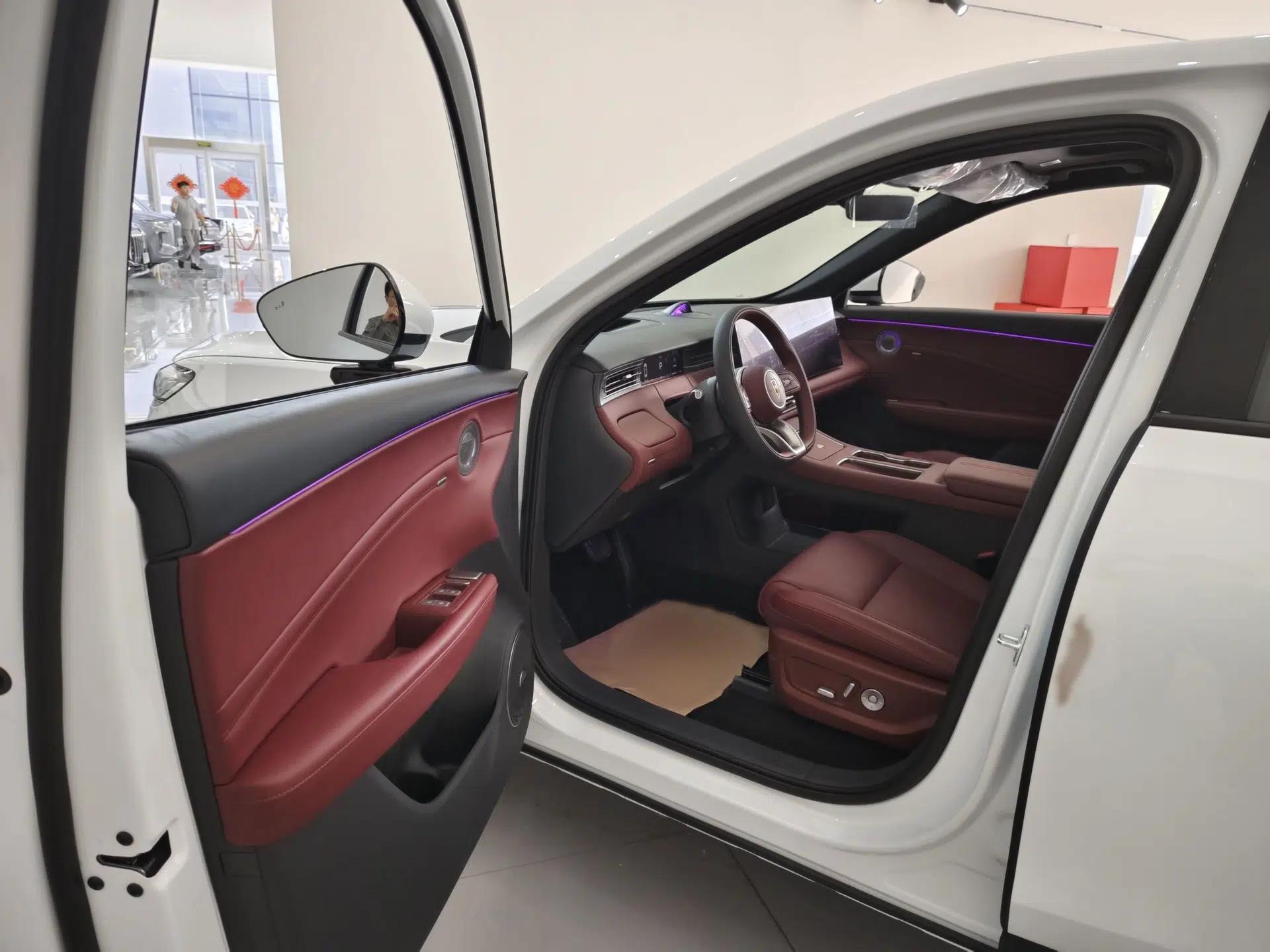 Hongqi HS6 PHEV 2026 240 Smart Hybrid Version — миниатюра 21
