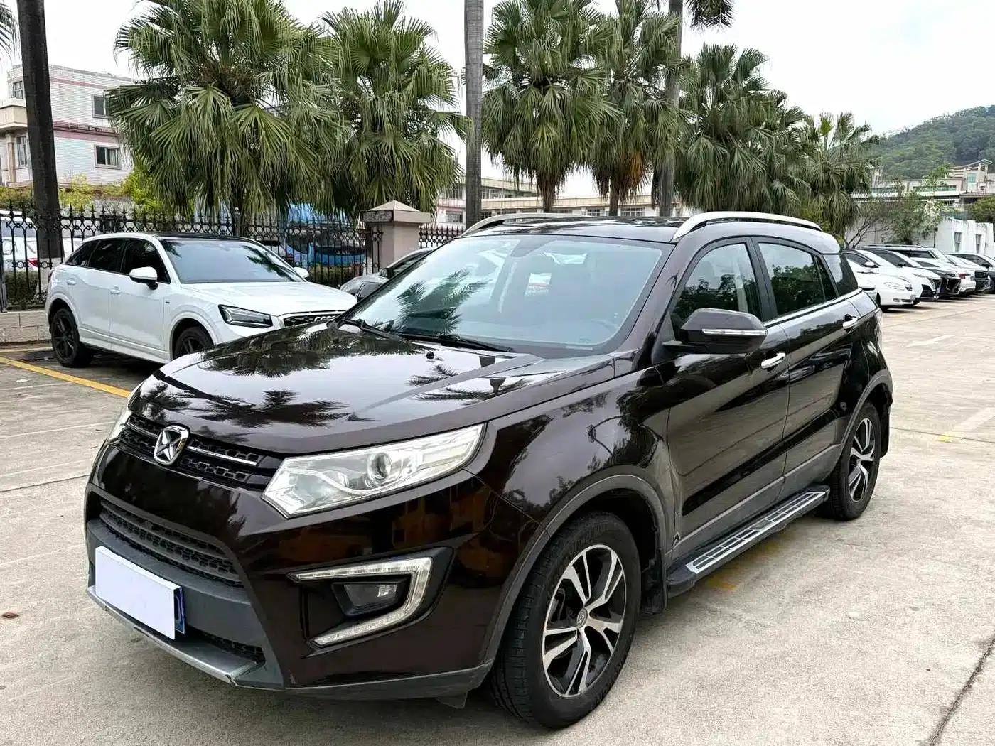 Yusheng S330 2016 1.5L GTDi Automatic 2WD Premium Edition — миниатюра 1