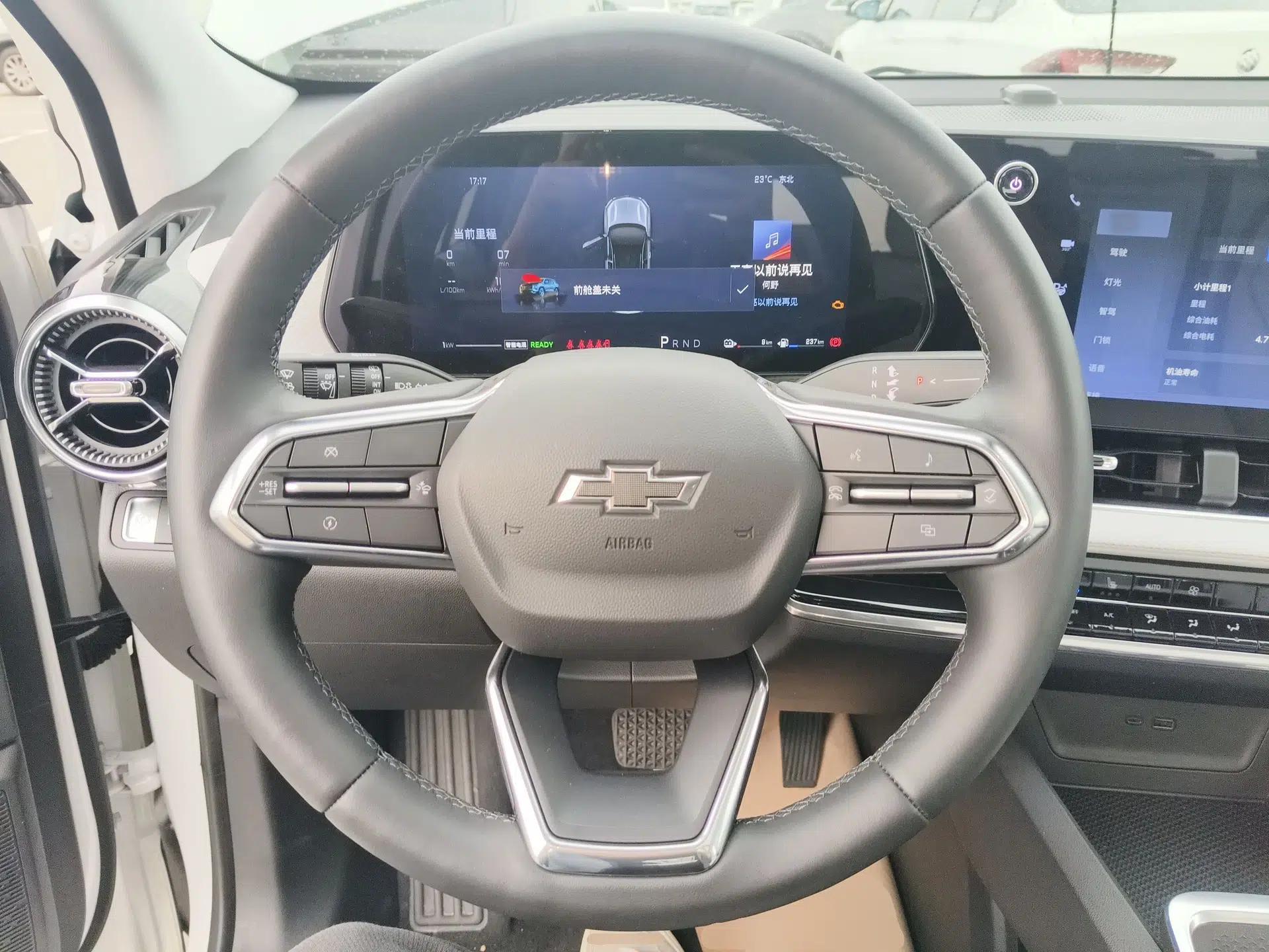 Chevrolet Equinox Plus 2024 155km ACTIV Ultimate Edition — миниатюра 14