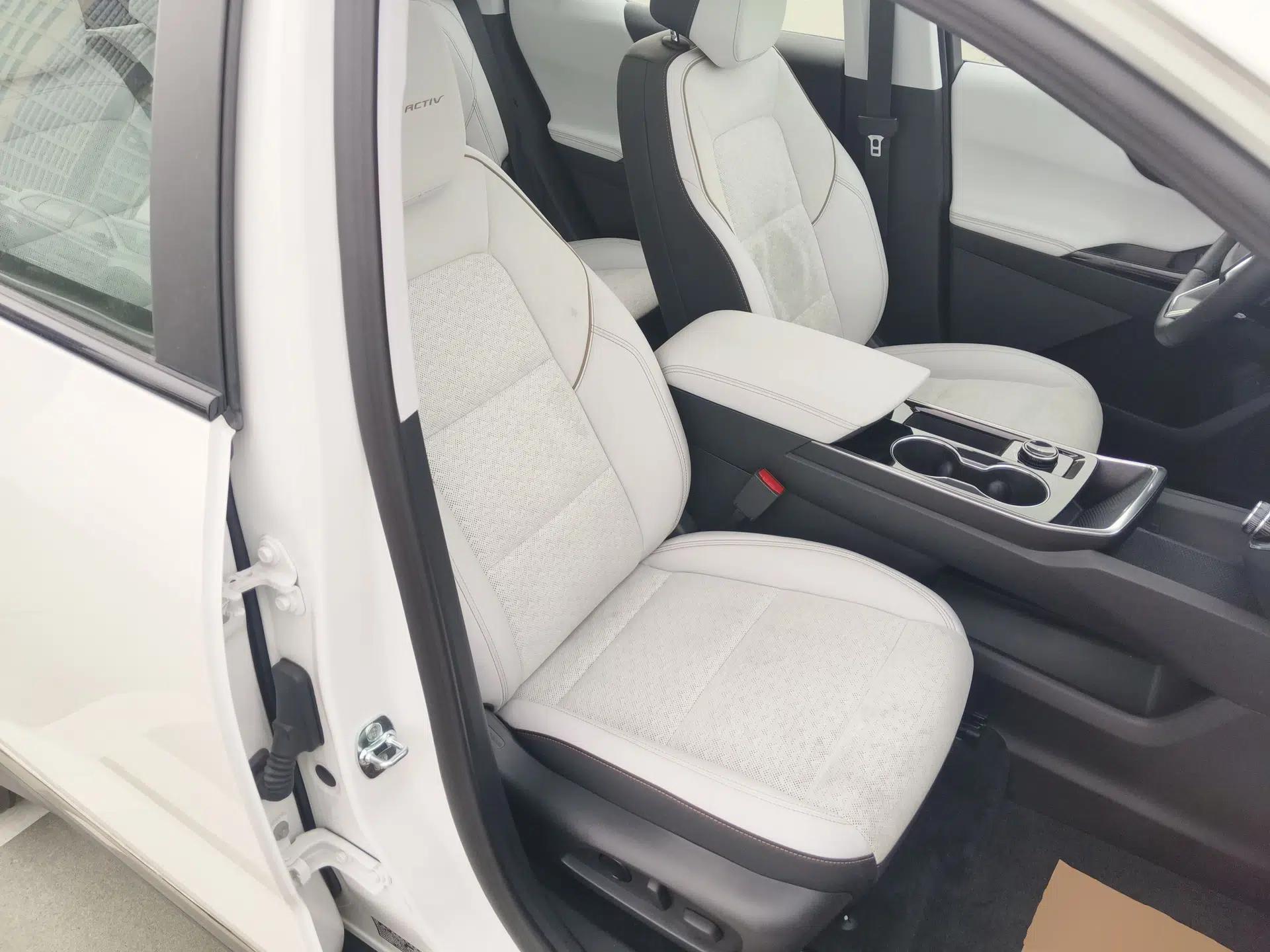 Chevrolet Equinox Plus 2024 155km ACTIV Ultimate Edition — миниатюра 23
