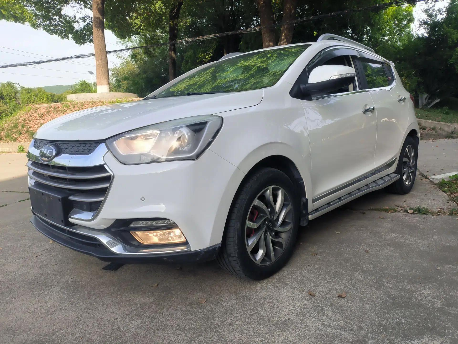 JAC Group Refine S2 2017 1.5L Manual Luxury Smart Model — миниатюра 1