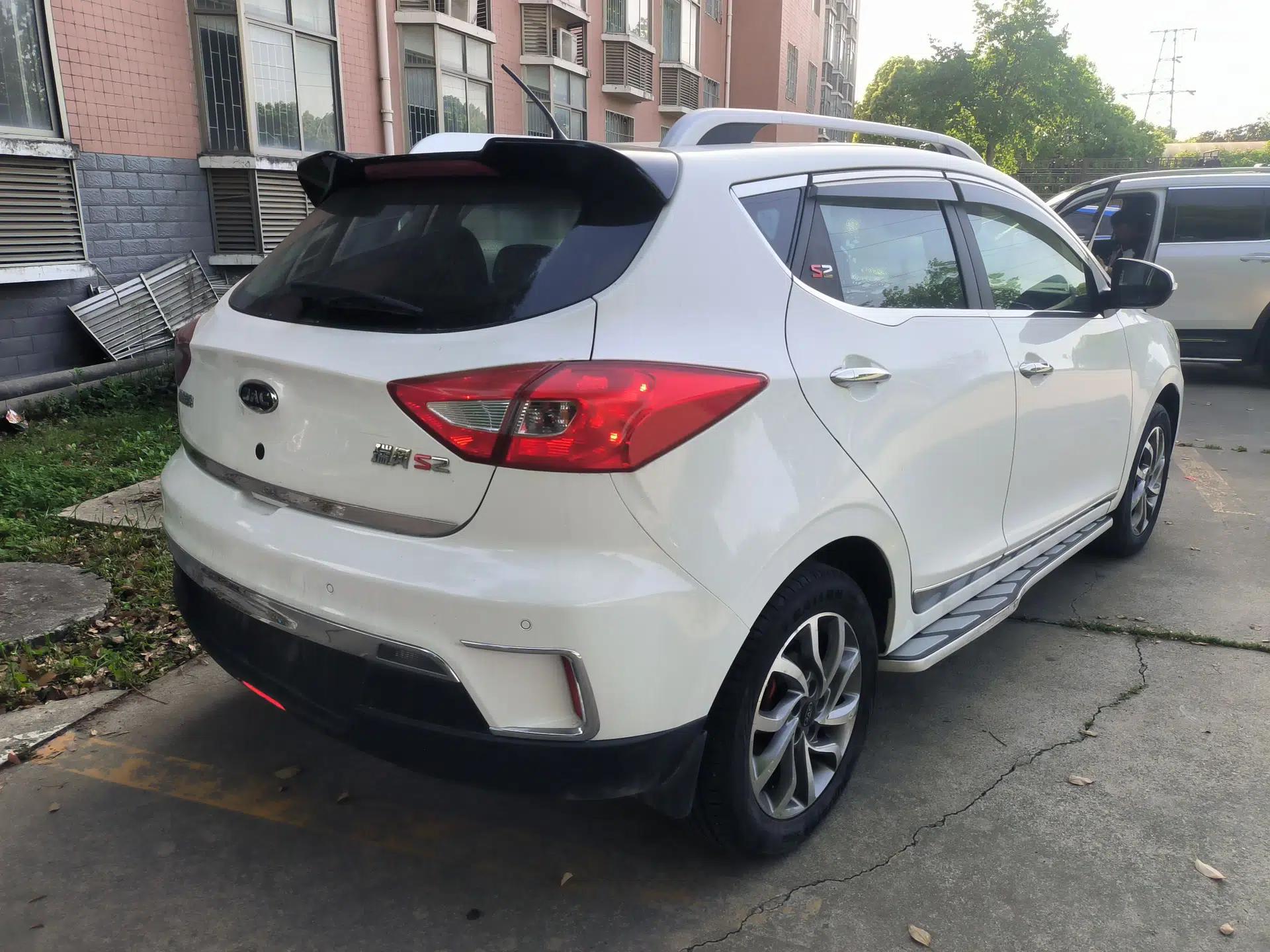 JAC Group Refine S2 2017 1.5L Manual Luxury Smart Model — миниатюра 6