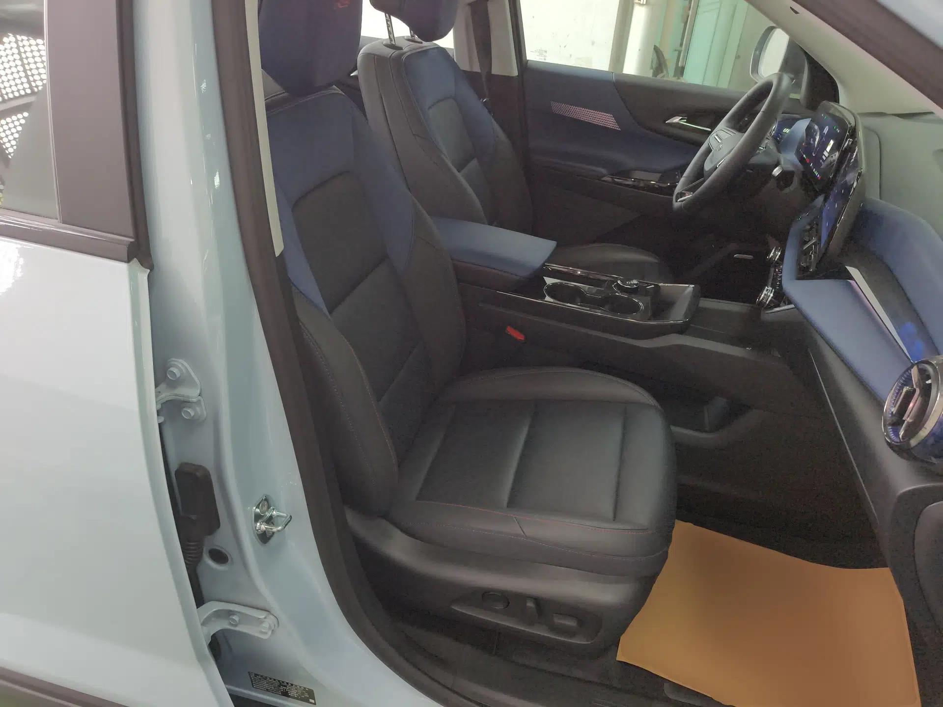 Chevrolet Equinox Plus 2024 102km RS Ultimate Edition — миниатюра 23