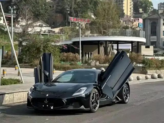 Maserati MC20 2020 3.0T Standard Edition
