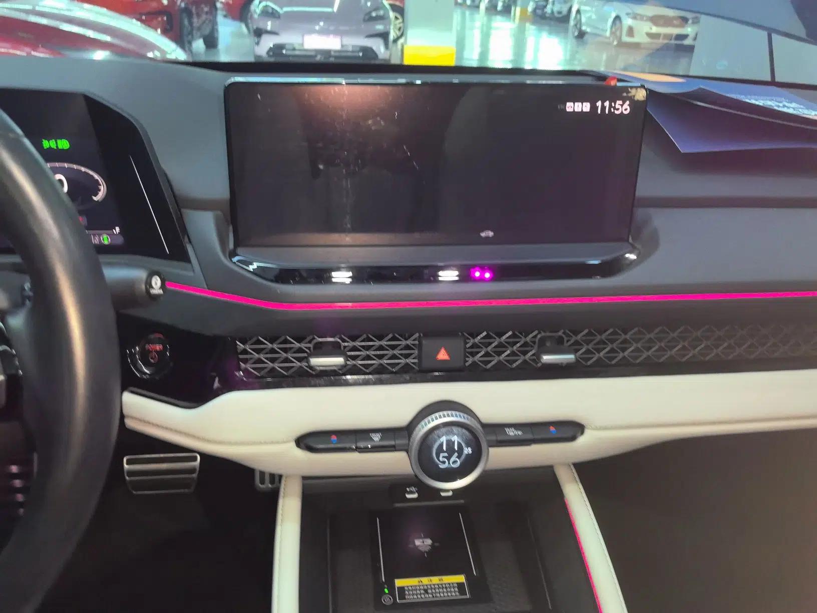 Honda Accord New Energy 2023 2.0L ePHEV Flagship Edition — миниатюра 16
