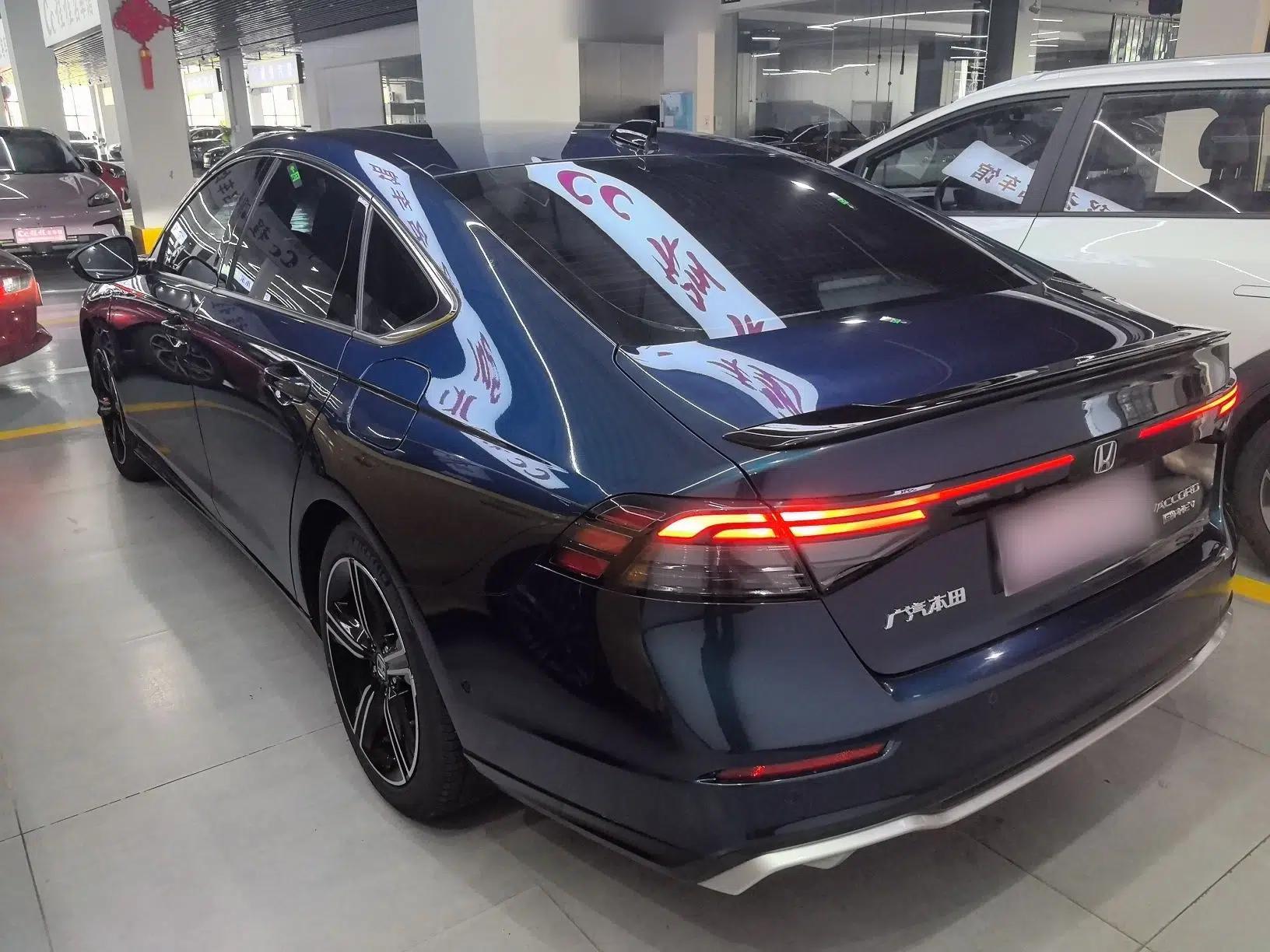 Honda Accord New Energy 2023 2.0L ePHEV Flagship Edition — миниатюра 4