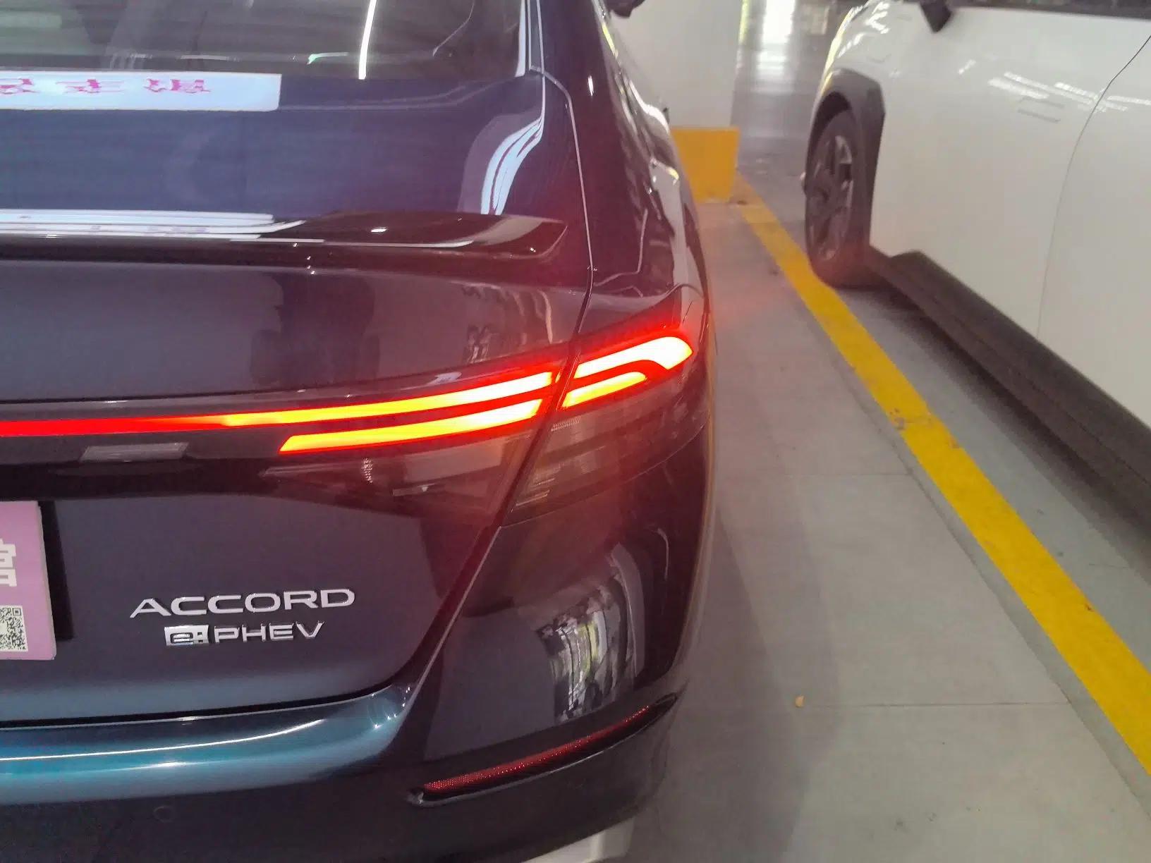 Honda Accord New Energy 2023 2.0L ePHEV Flagship Edition — миниатюра 7