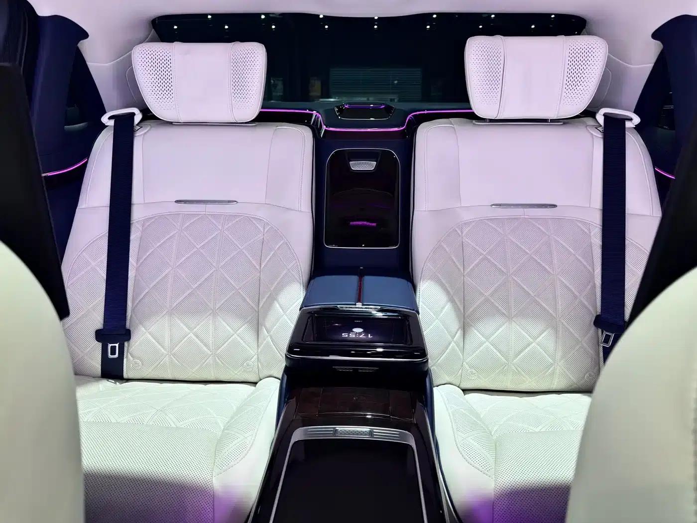 Hongqi Golden Sunflower Elegant 2024 Model 4.0T V8 — миниатюра 36