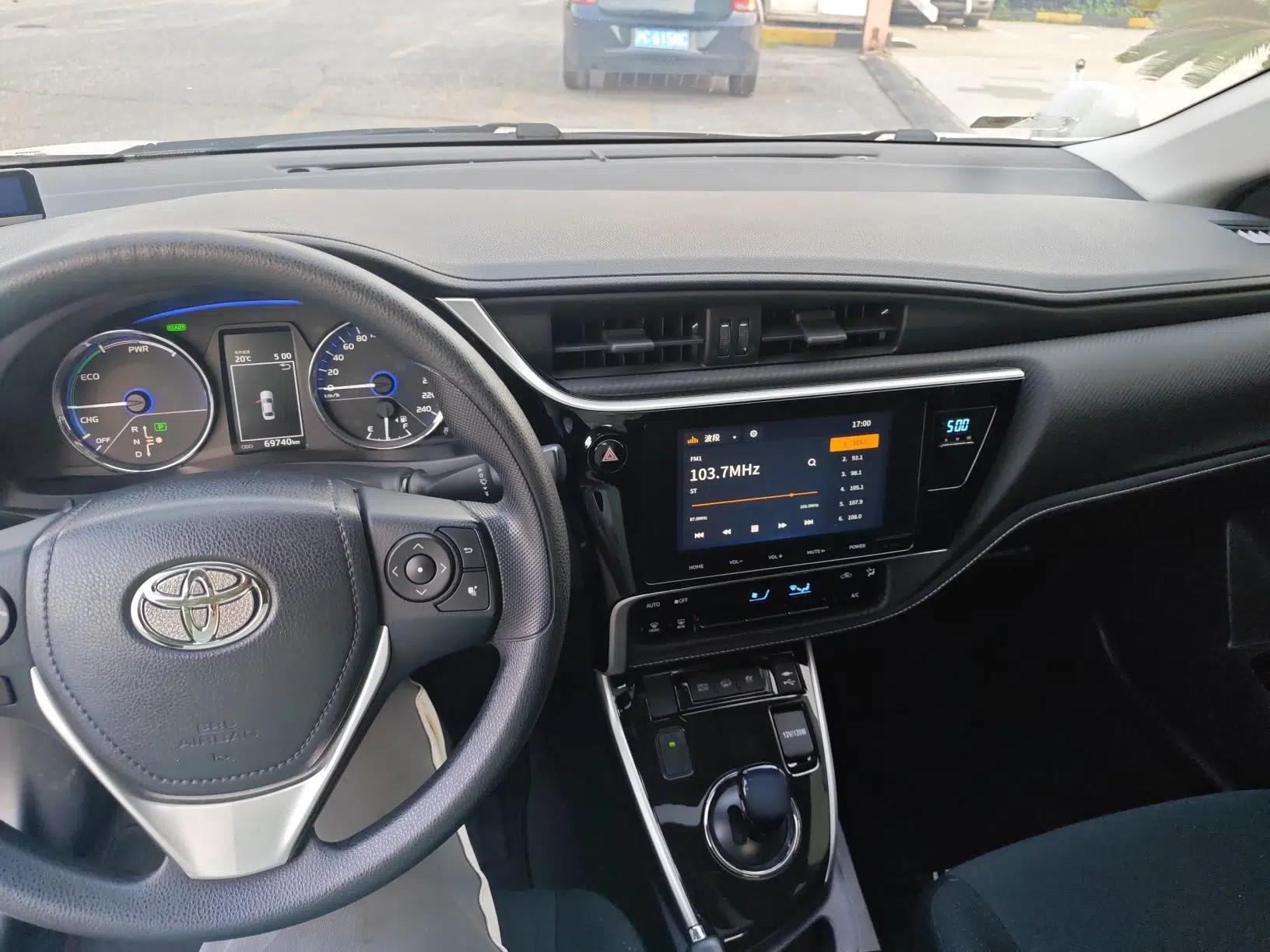 Toyota Levin Hybrid E+ 2019 1.8L GS E-CVT Elite Model with Sunroof — миниатюра 11