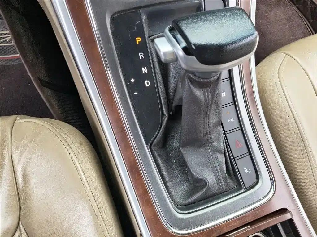 Roewe 950 2015 1.8T Elite Edition — миниатюра 7