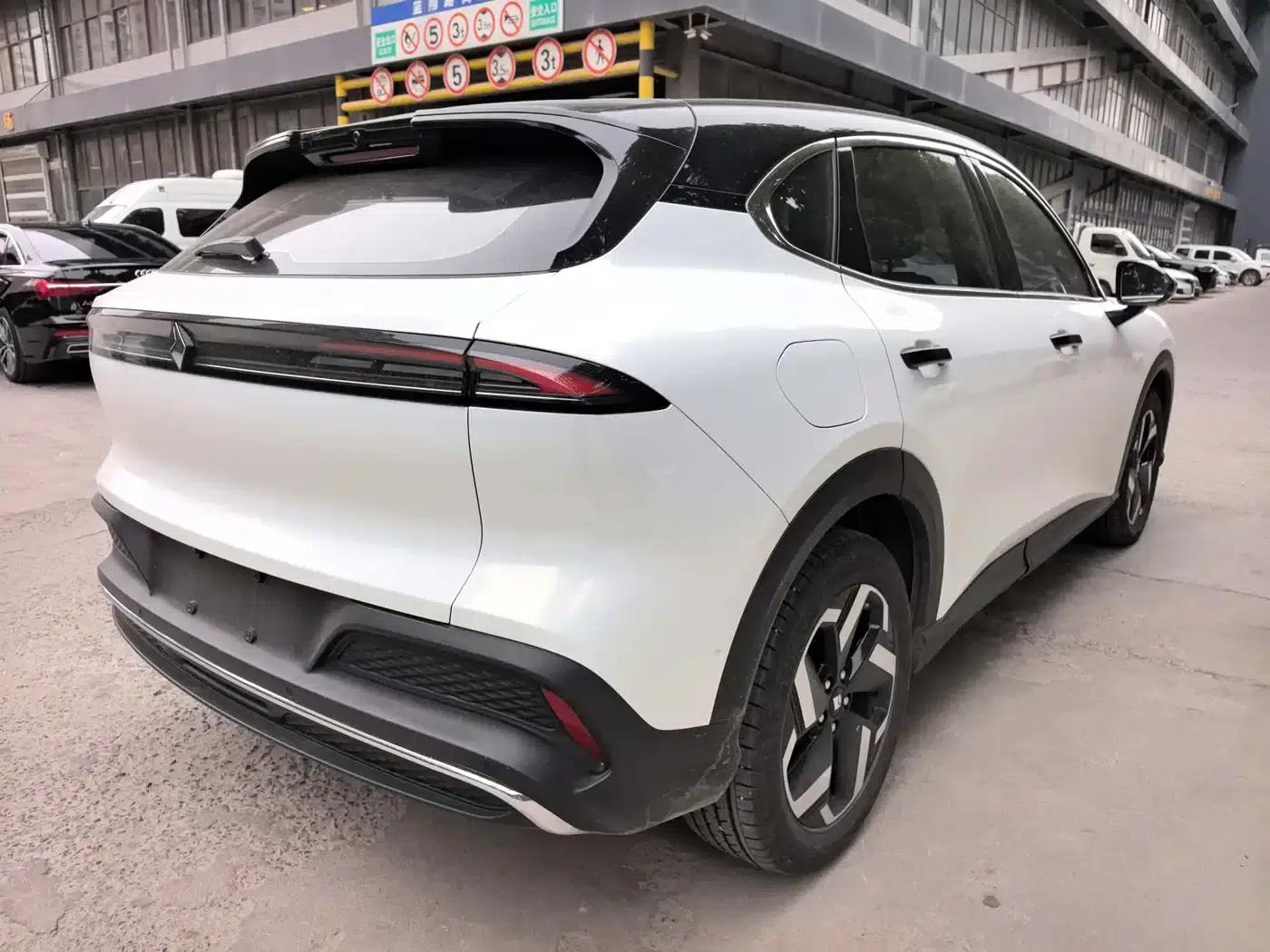Baojun Yunhai 2024 140km/h Plug-in Hybrid — миниатюра 6