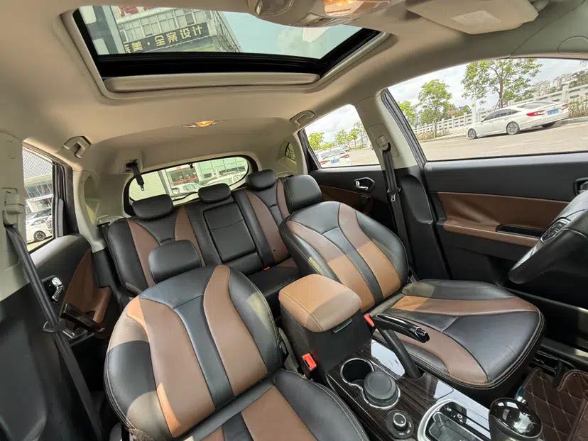 GAC Trumpchi GS5 Super 2015 1.8T Automatic All-Wheel-Drive Elite Edition — миниатюра 20