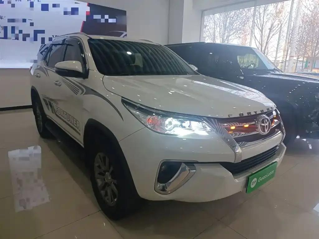 Fortuner 2016 2.7L Middle East Edition — миниатюра 4