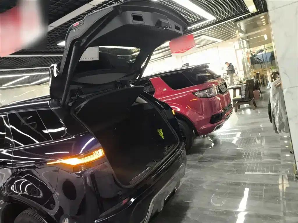 Range Rover Evoque PHEV 2021 Model P300e Luxury Edition — миниатюра 9