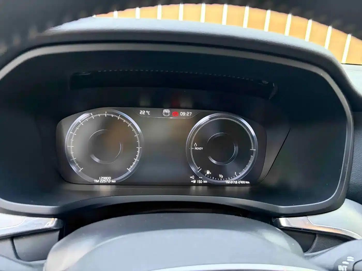 2021 Volvo S60 Plug-in Hybrid T8 E-Drive Hybrid AWD Inscription Luxury Edition — миниатюра 13