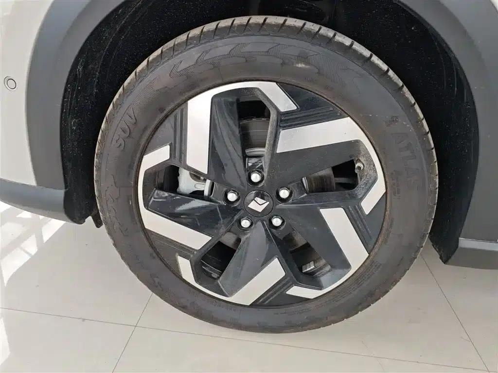 Baojun Yunhai 2024 140km/h Plug-in Hybrid — миниатюра 23