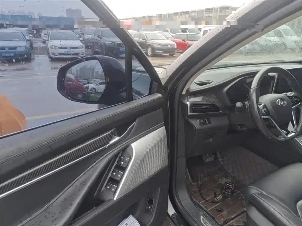 SAIC MAXUS D90 2017 2.0T Automatic 4WD Sirius — миниатюра 12