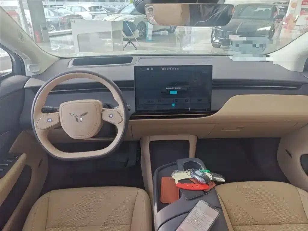 Hongqi Tiangong 06 2025 Model 520 Smart Selection Edition — миниатюра 10