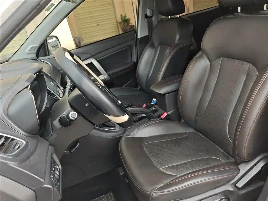 Kaiyi X5 2017 2.0L CVT Luxury Edition — миниатюра 15
