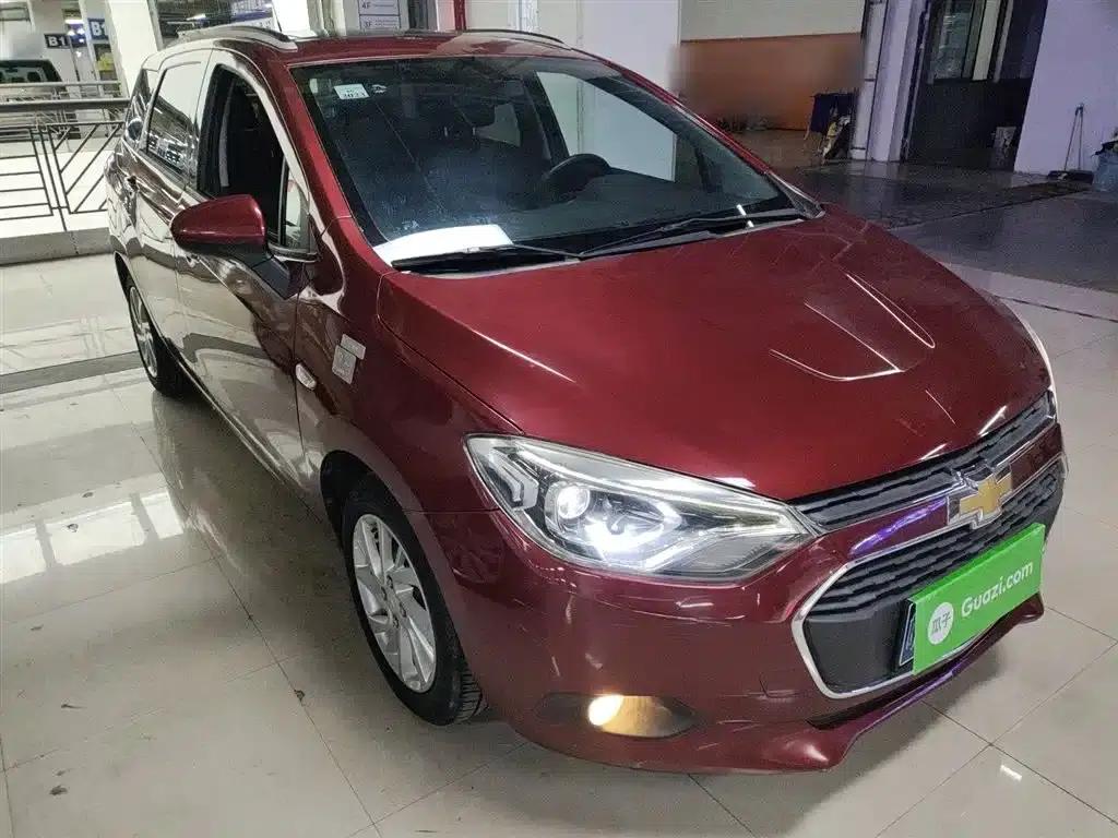 Chevrolet Aveo RV 2016 1.5L Automatic Fun Edition — миниатюра 4
