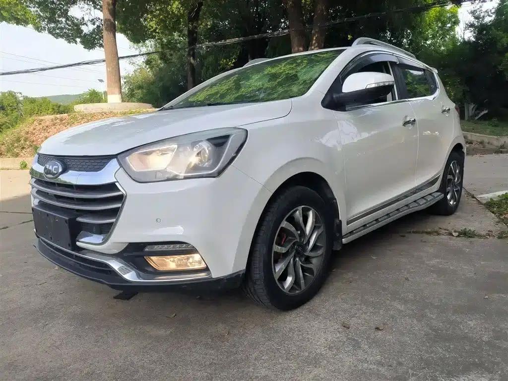Refine S2 2017 1.5L Manual Deluxe Smart Edition — миниатюра 2