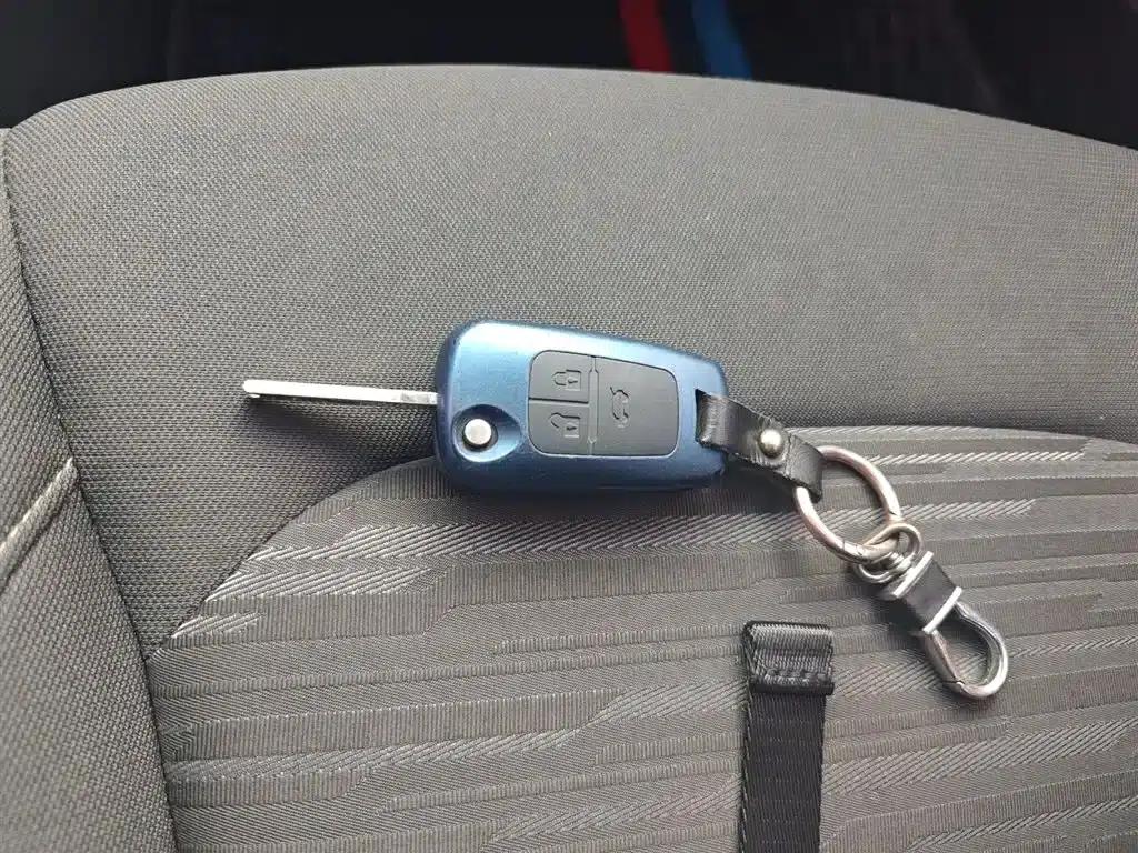 Chevrolet Cruze 2019 320 Automatic Sunroof Edition — миниатюра 8