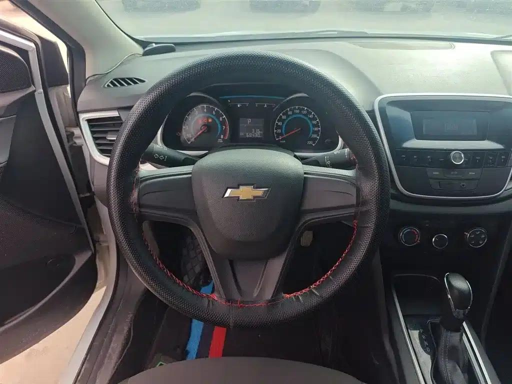 Chevrolet Cruze 2019 320 Automatic Sunroof Edition — миниатюра 10
