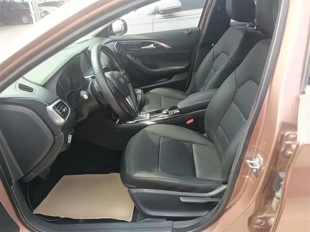 Infiniti QX30 2017 1.6T 2WD Fashion Edition — миниатюра 15