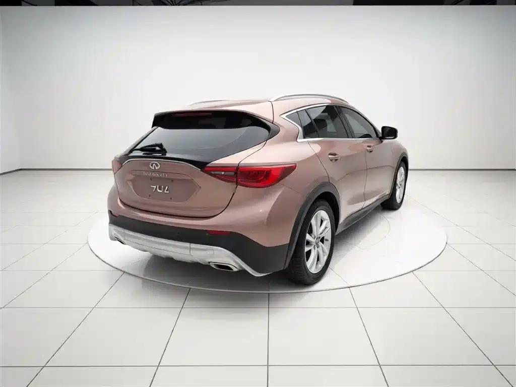 Infiniti QX30 2017 1.6T 2WD Fashion Edition — миниатюра 7