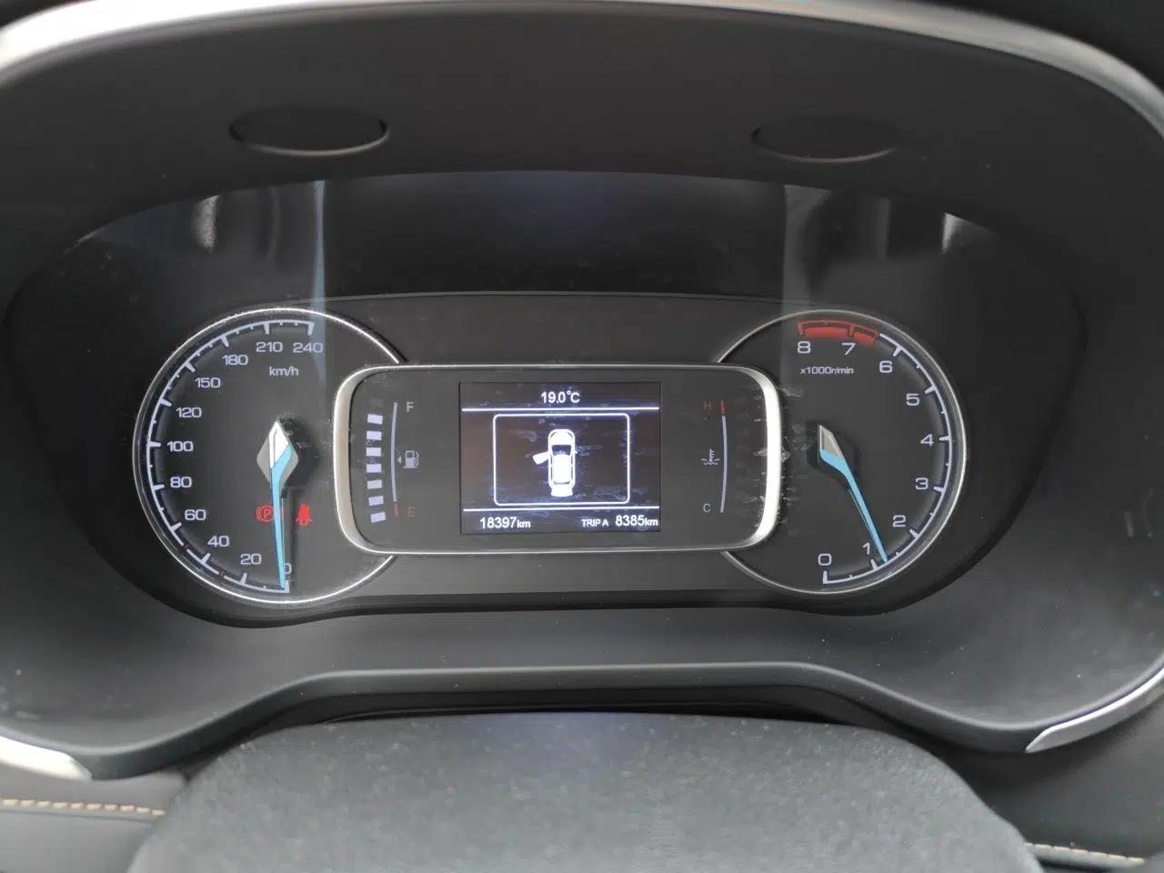 CHANGAN OSHAN COS1 2020 1.5T Manual Fashion Edition 7-Seater — миниатюра 13