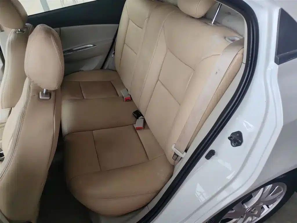 Yuexiang V5 2012 1.5L Manual Sport (National IV Emission Standard) — миниатюра 17