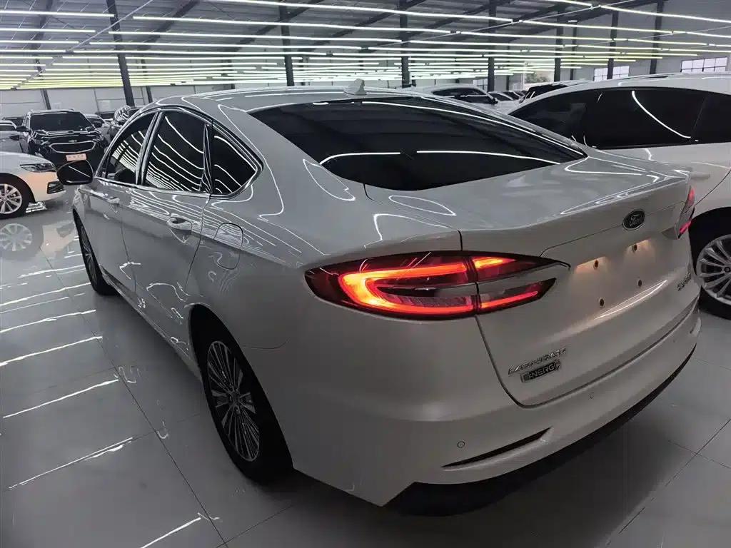 Mondeo PHEV 2018 2.0 PHEV Intelligent Control Fashion Model (National VI Emission Standard) — миниатюра 23