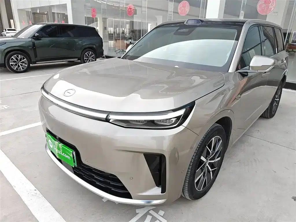 Trumpchi S9 2025 Model, Qiankun Ultra 6-Seater — миниатюра 1
