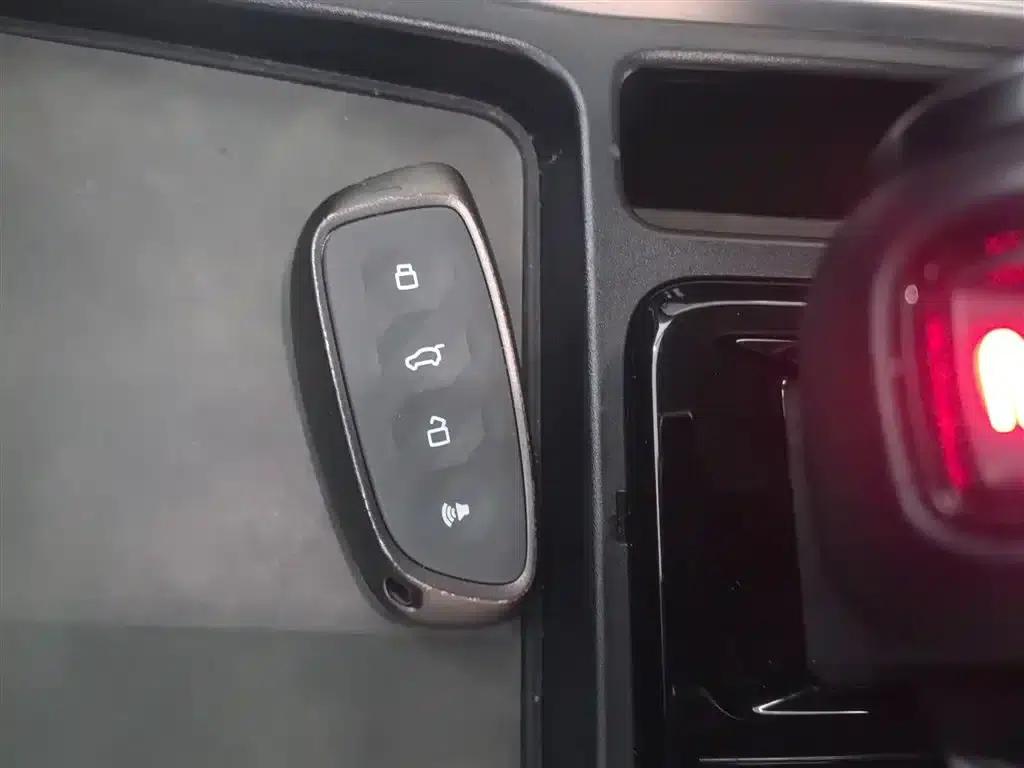 Haval Cool Dog 2022 1.5T DCT 2WD Trendy Edition — миниатюра 17