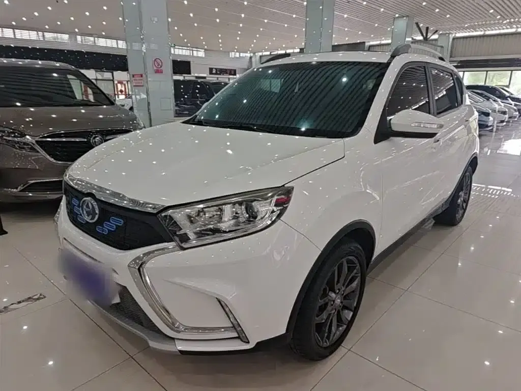Yizhi EX5 2018 Yue Dong Edition — миниатюра 2