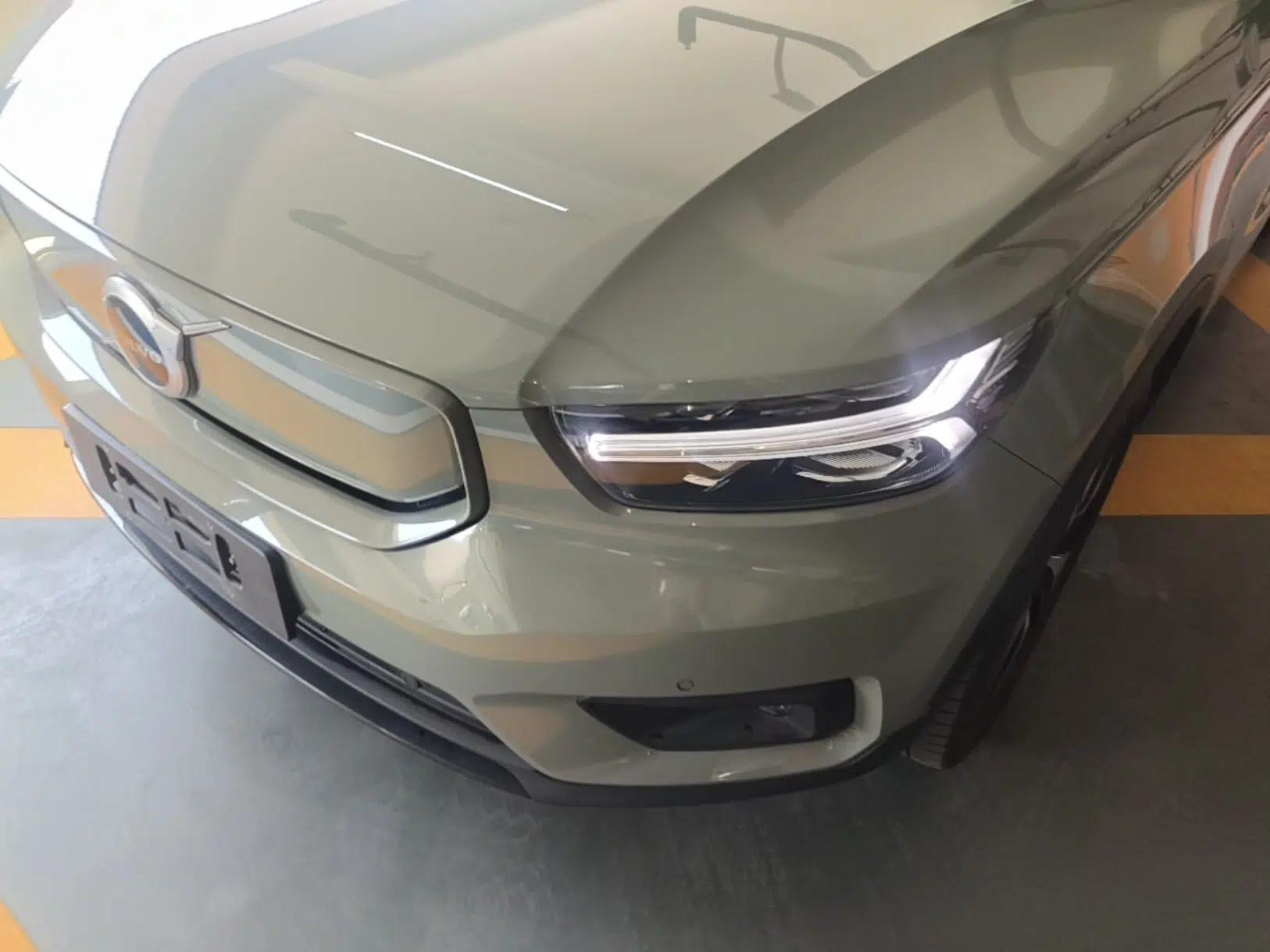 Volvo XC40 New Energy 2022 Long-Range Version — миниатюра 9