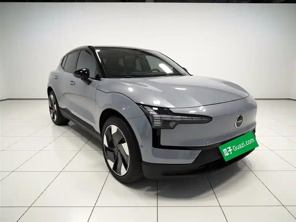 Volvo EX30 2025 Rear-Wheel Drive Long Range Ultra — миниатюра 20
